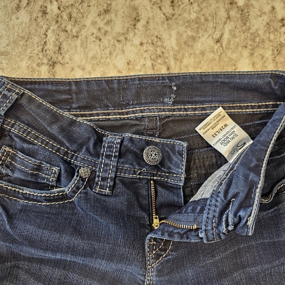 Silver jeans - Suki Mid slim - sz W25/L33 - Picture 4 of 5